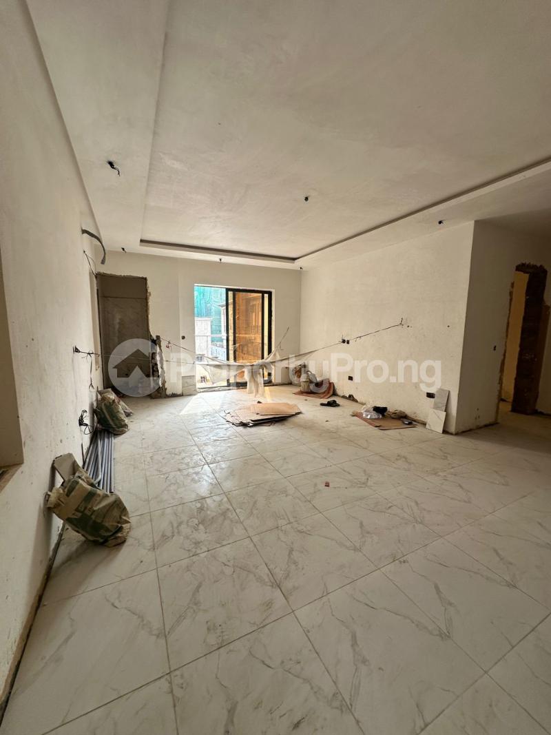 3 bedroom Flat / Apartment for sale Alagomeji Yaba Lagos