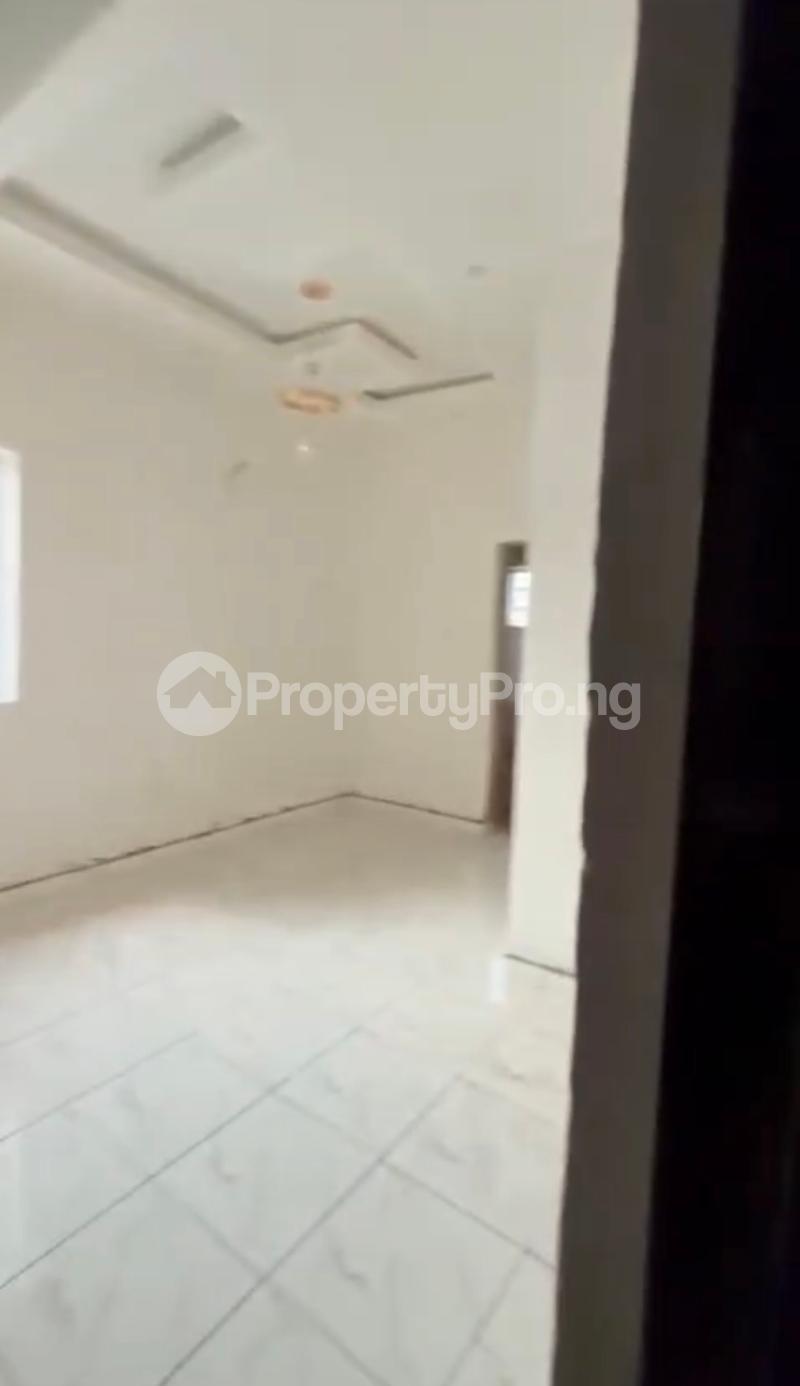1 bedroom Flat / Apartment for rent New garage Gbagada Lagos