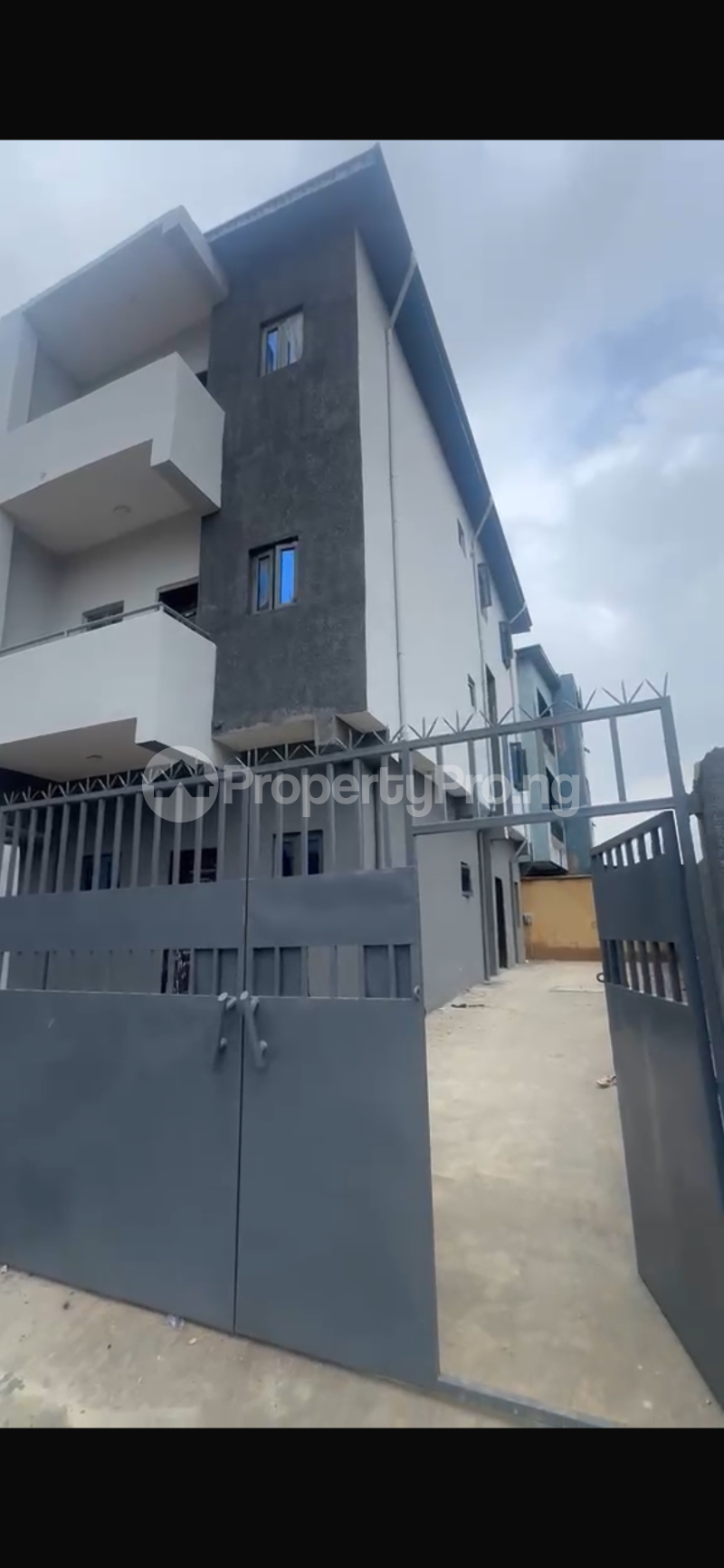 Flat / Apartment for rent Ladilak Shomolu Lagos