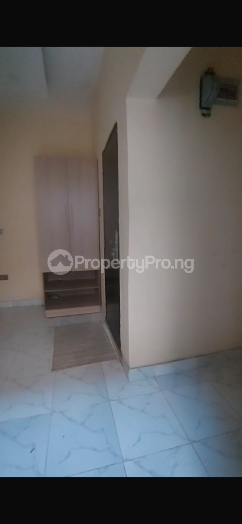 1 bedroom Flat / Apartment for rent Akoka Yaba Lagos