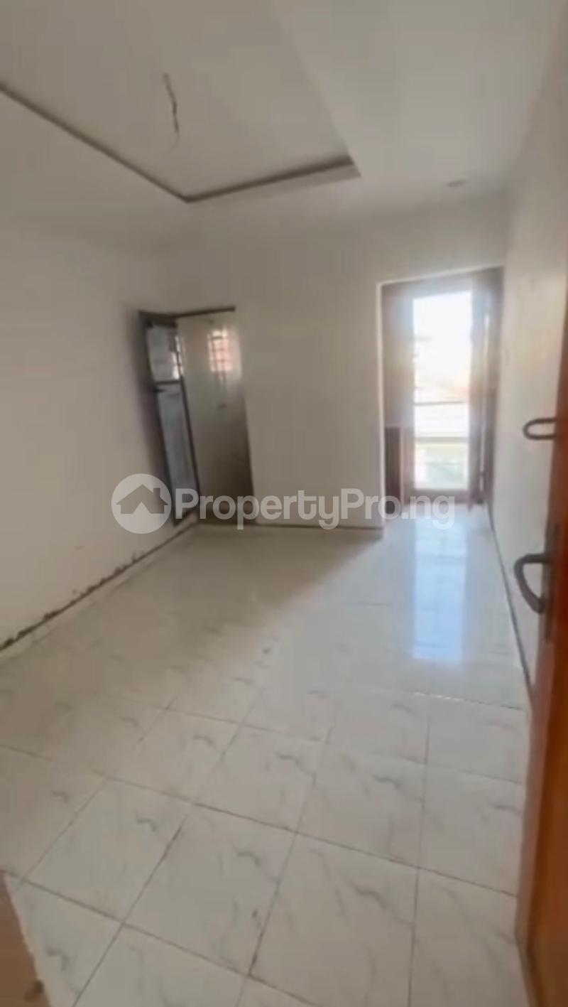 1 bedroom Flat / Apartment for rent Off Pedro Road Shomolu Lagos