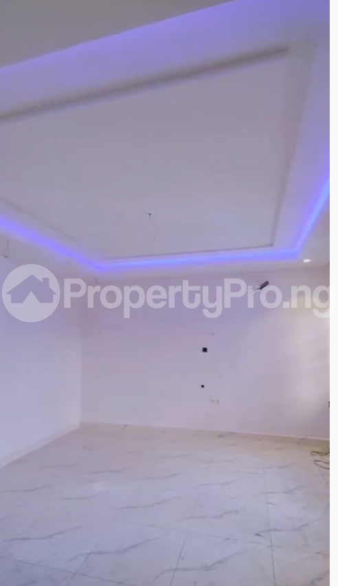 3 bedroom Flat / Apartment for rent Toyin street Ikeja Lagos