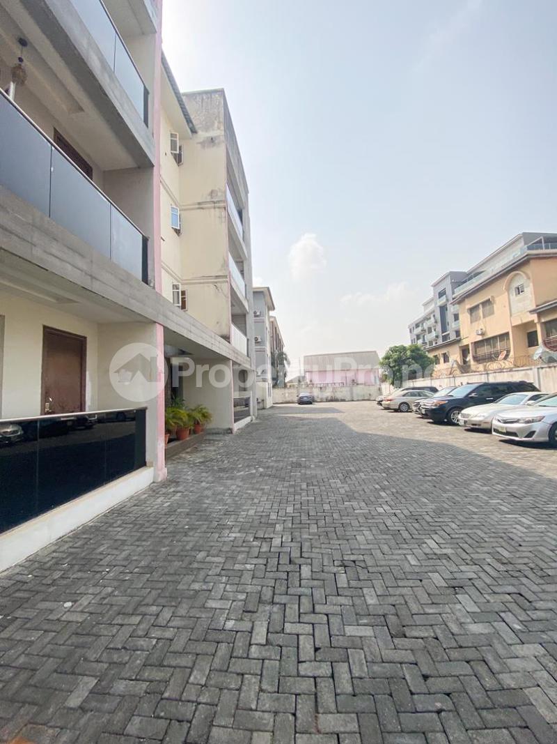 3 bedroom Flat / Apartment for rent Lekki Phase 1 Lekki Lagos