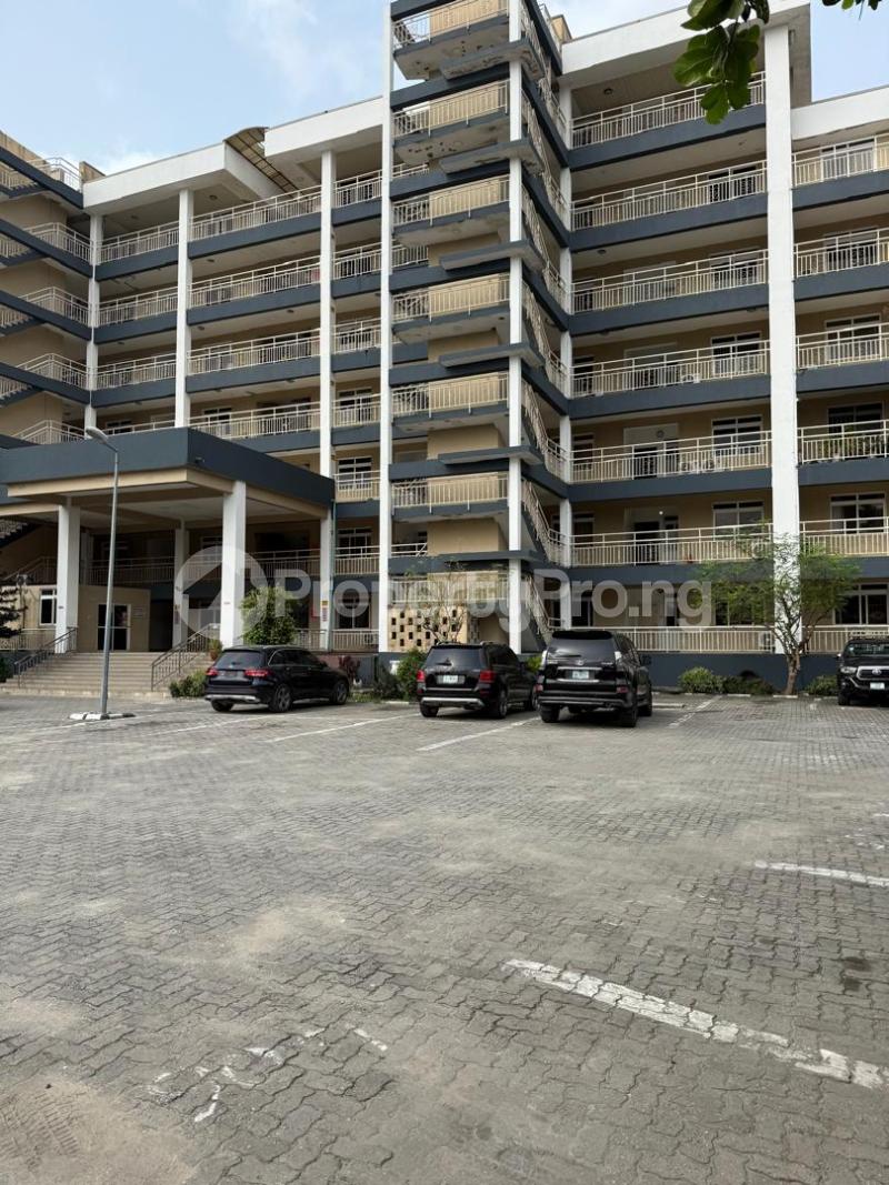 3 bedroom Flat / Apartment for rent Off Admiralty Way, Off Babafemi Oshoba Crescent Lekki Phase 1 Lekki Lagos