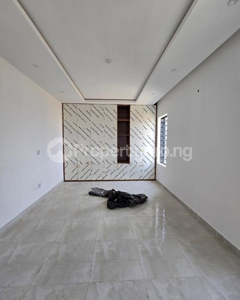 4 bedroom House for sale Cowrie Creek Estate Ikate Lekki Lagos