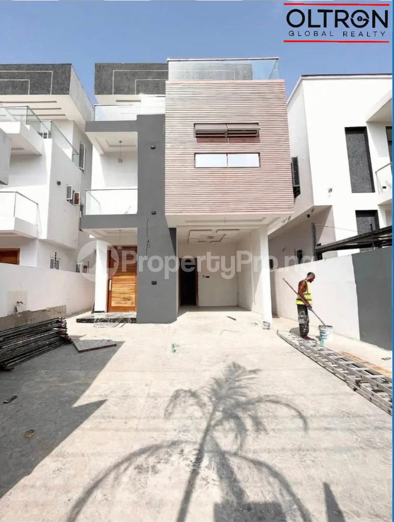 5 bedroom Flat / Apartment for sale Osapa london Lekki Lagos