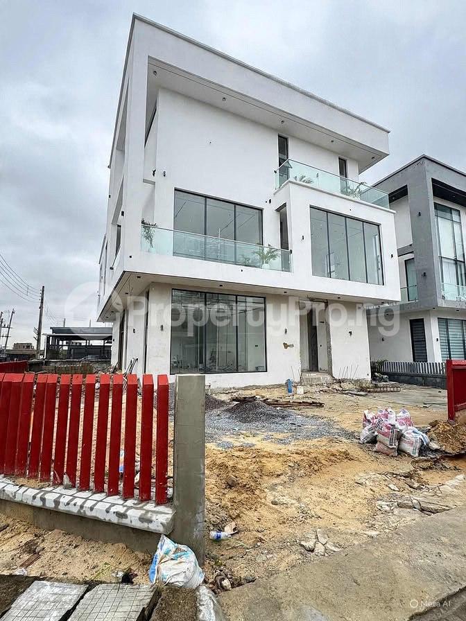 5 bedroom House for sale  Osapa london Lekki Lagos