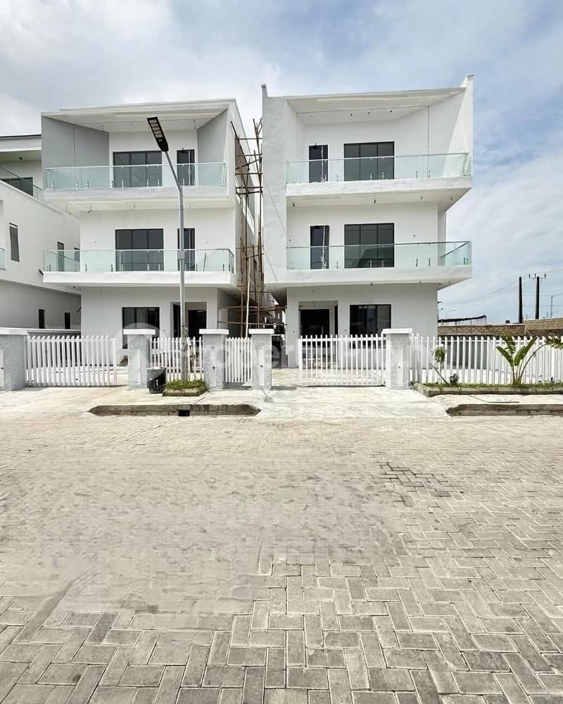 5 bedroom House for sale 5 Bedroom Detached Duplex For Sale Osapa london Lekki Lagos
