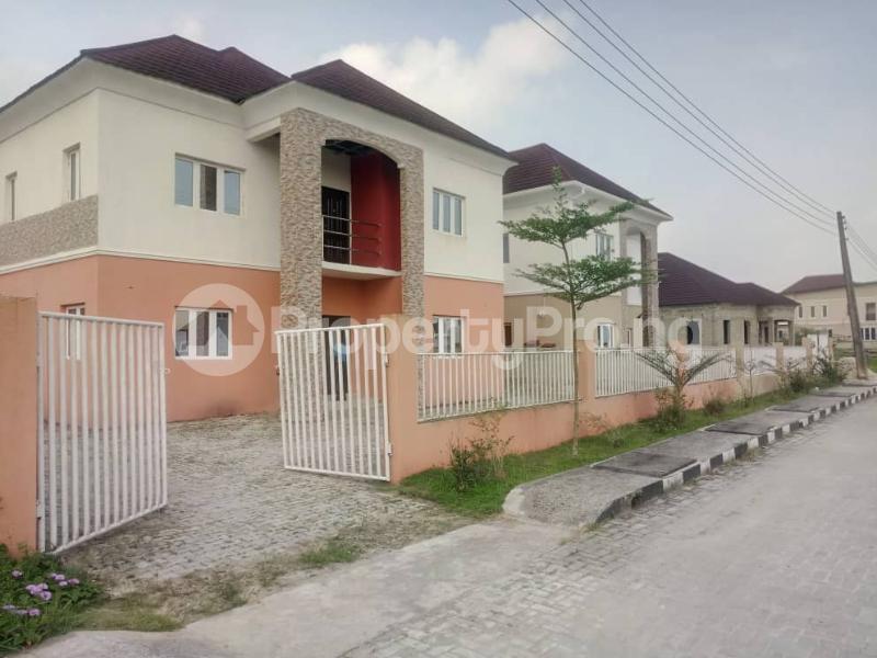 4 bedroom House for sale Monastery road Sangotedo Lagos