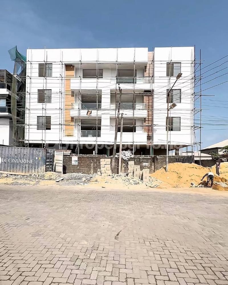 1 bedroom House for sale ONIRU Victoria Island Lagos