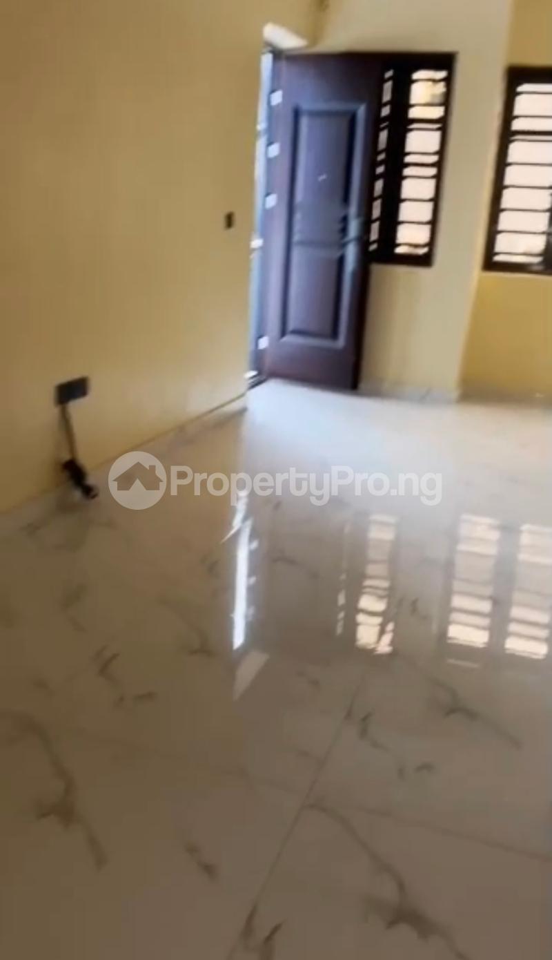 2 bedroom Flat / Apartment for rent Off Fadipe Street Shomolu Lagos