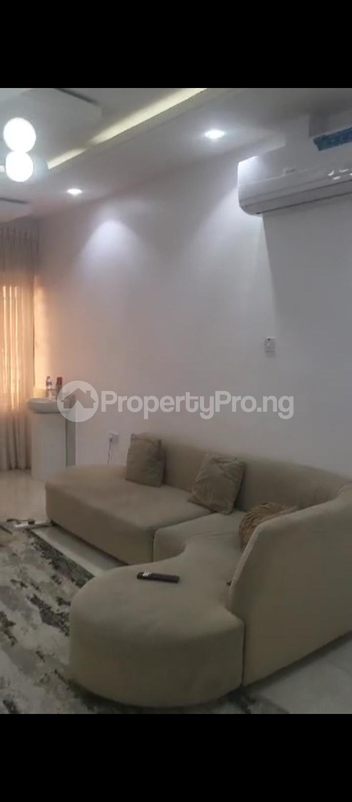 2 bedroom Flat / Apartment for rent Alagomeji Yaba Lagos - 0