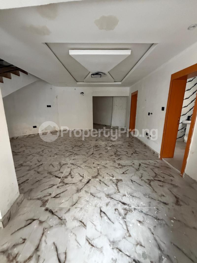 2 bedroom House for rent Lekki Phase 1 Lekki Lagos