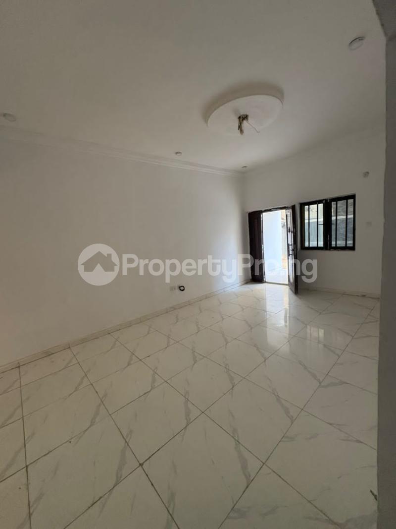 3 bedroom Flat / Apartment for sale Salem Ikate Lekki Phase 1 Lekki Lagos