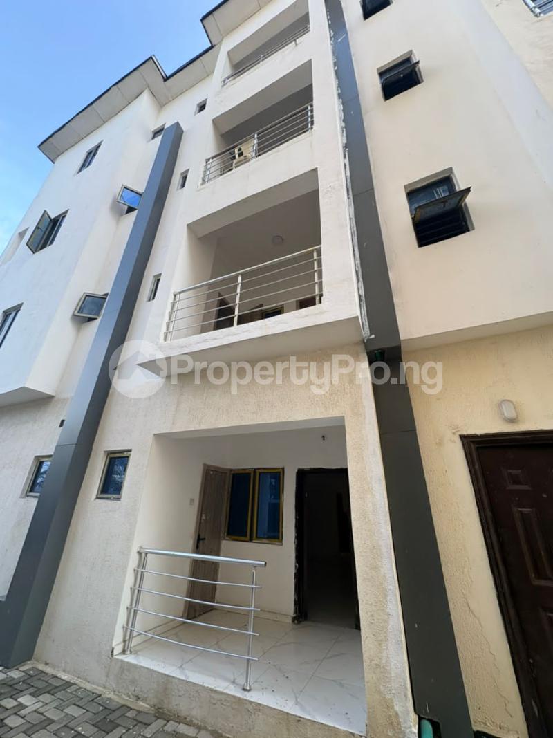 3 bedroom Flat / Apartment for sale Salem Ikate Lekki Phase 1 Lekki Lagos