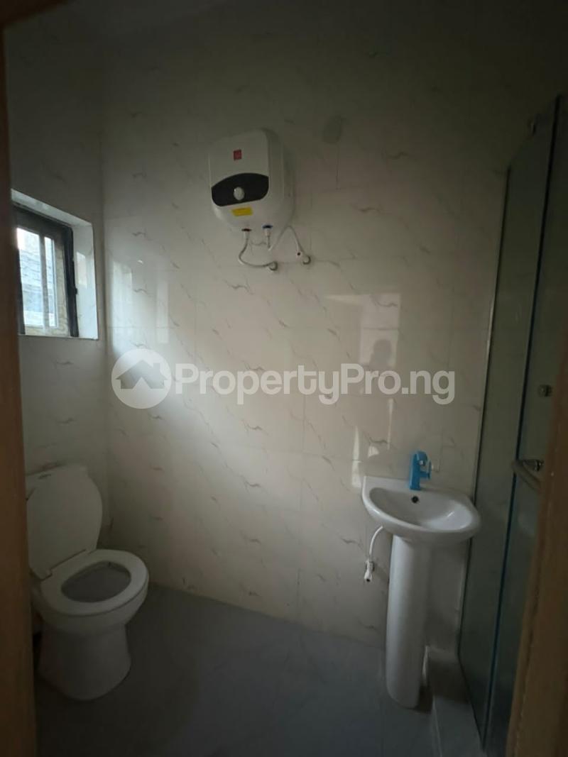 3 bedroom Flat / Apartment for sale Salem Ikate Lekki Phase 1 Lekki Lagos