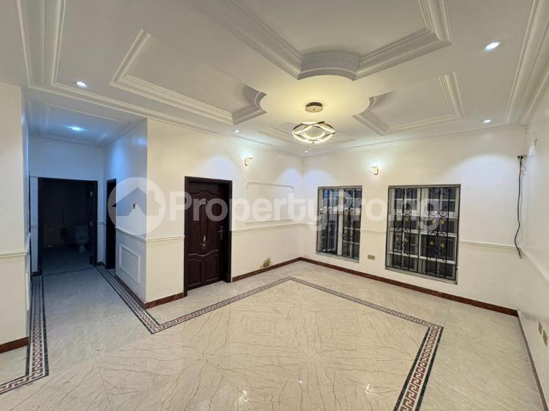 3 bedroom Flat / Apartment for rent Off Admiralty Way Lekki Phase 1 Lekki Lagos