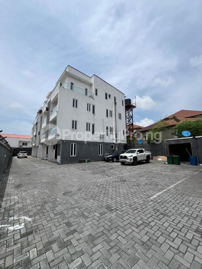3 bedroom Flat / Apartment for rent Lekki Phase 1 Lekki Lagos