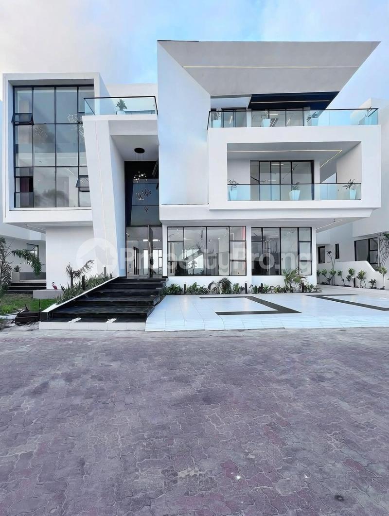 5 bedroom House for sale Osapa london Lekki Lagos