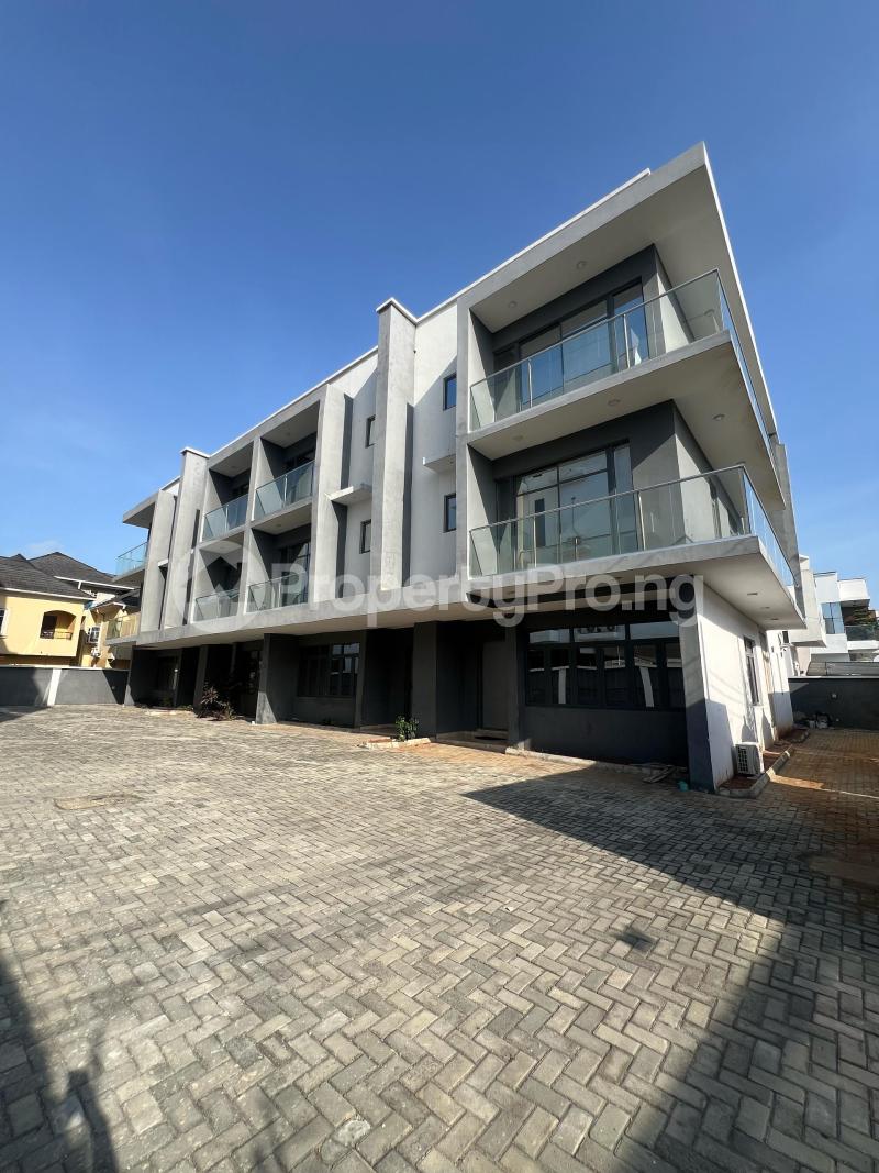 4 bedroom House for sale Chevron Lekki Lagos