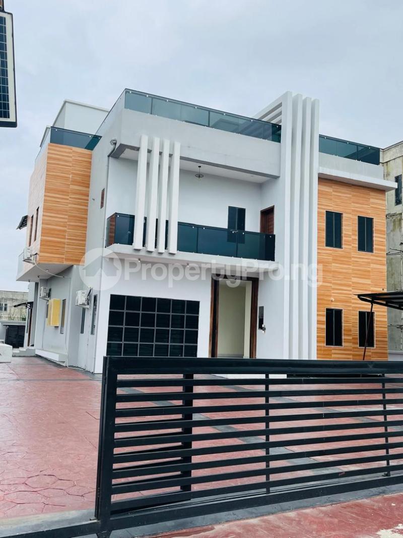 4 bedroom House for rent Abraham Adesanya Ajah Lagos