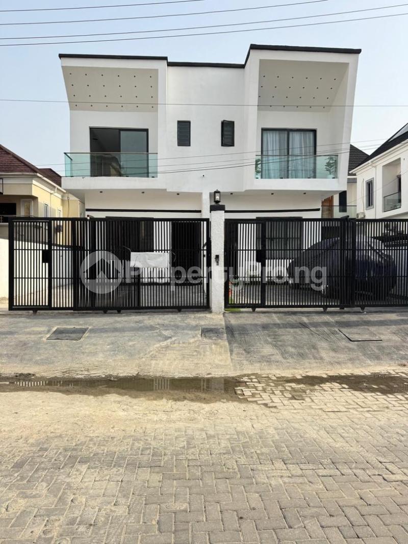 4 bedroom House for sale Chevron Lekki Lagos