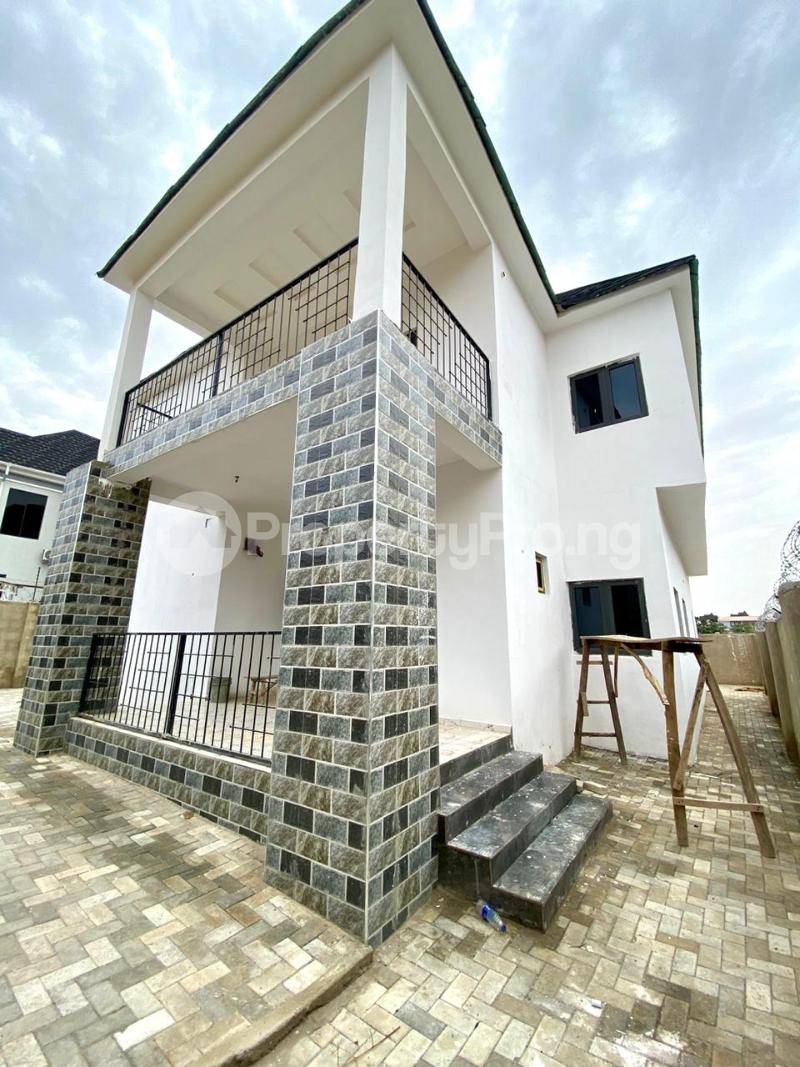 4 bedroom House for sale Along Von Garden Estate Road Lugbe Lugbe Abuja