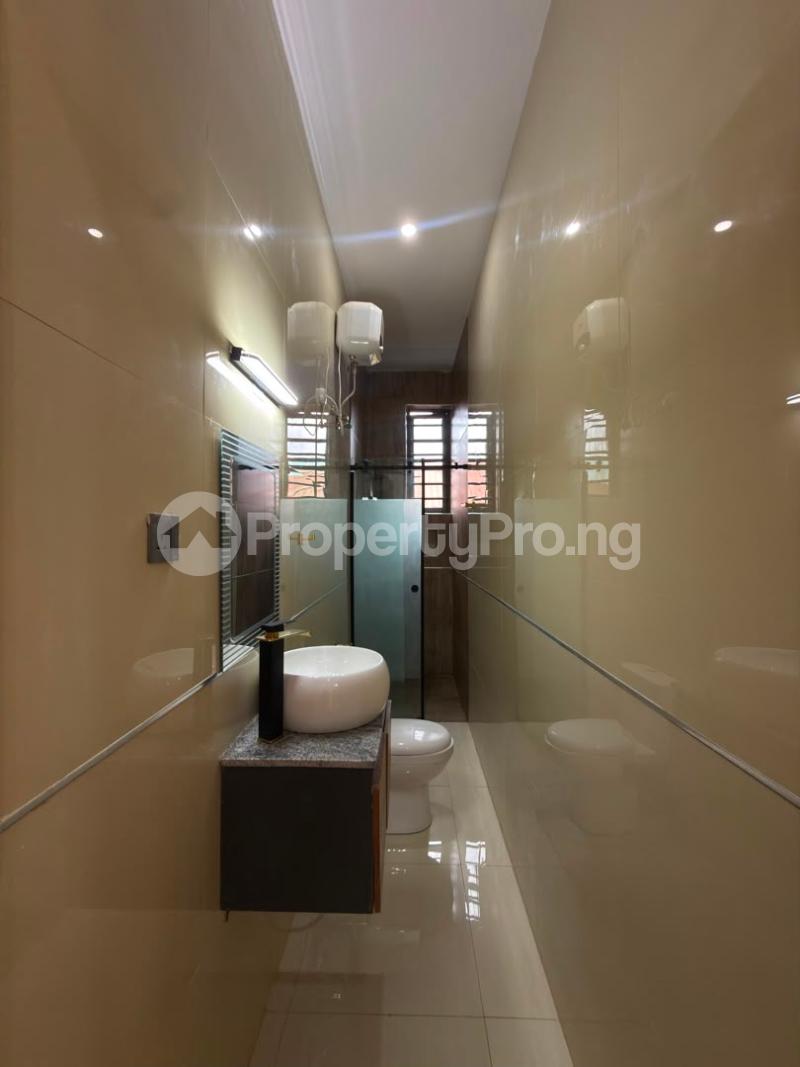 4 bedroom House for sale Alao Akala Way, Akobo, Ibadan. Akobo Ibadan Oyo
