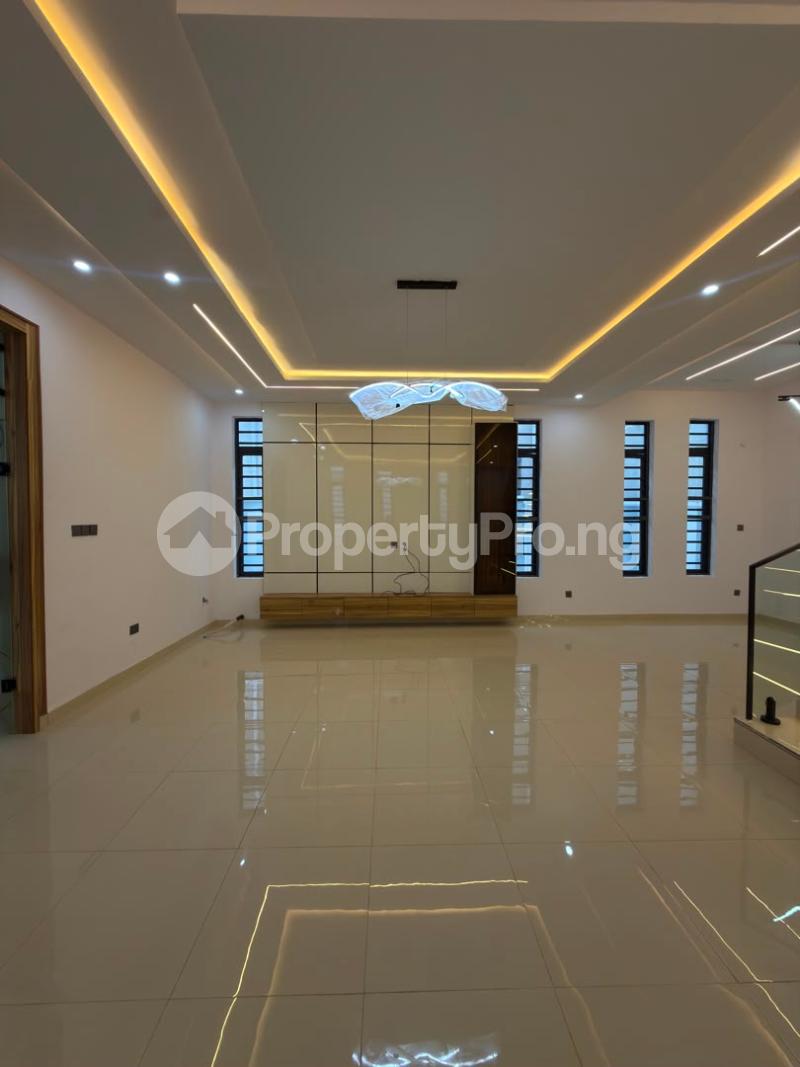 4 bedroom House for sale Alao Akala Way, Akobo, Ibadan. Akobo Ibadan Oyo