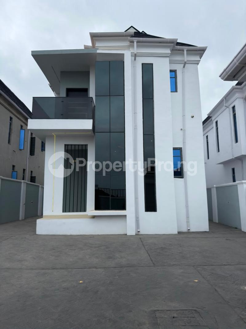 4 bedroom House for sale Alao Akala Way, Akobo, Ibadan. Akobo Ibadan Oyo