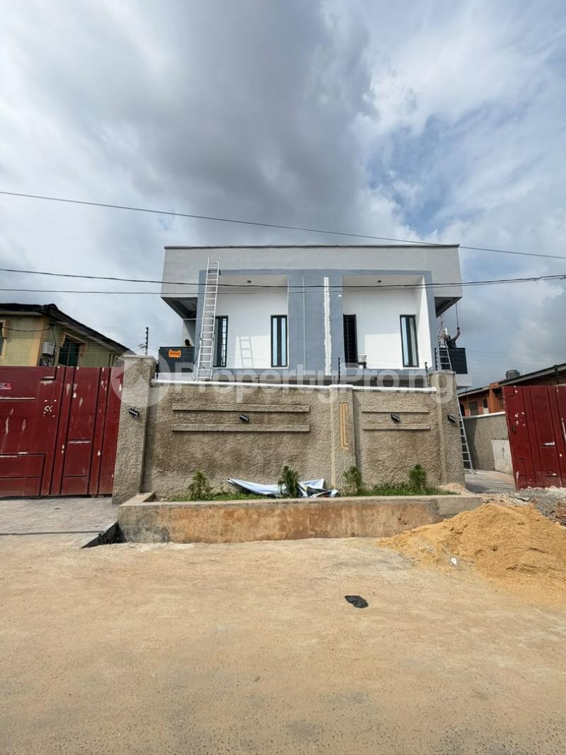 4 bedroom House for sale Ogba Bus-stop Ogba Lagos