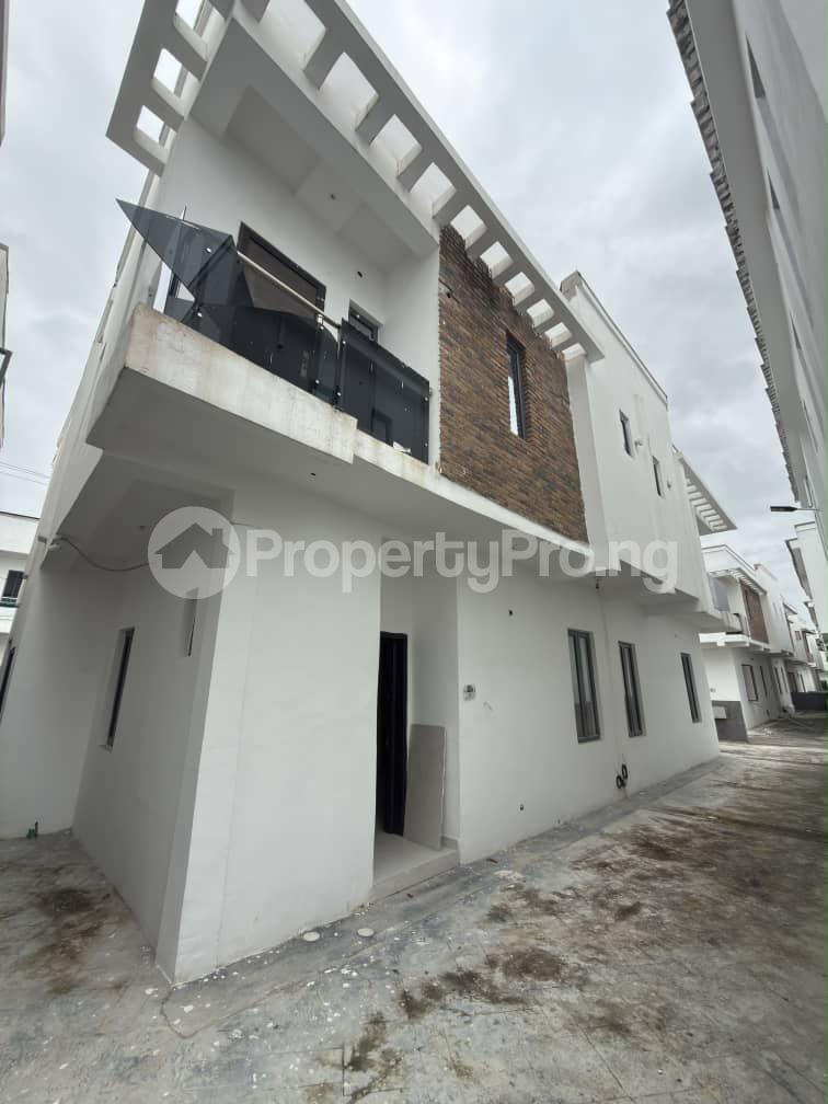4 bedroom House for rent Abraham Adesanya Ajah Lagos