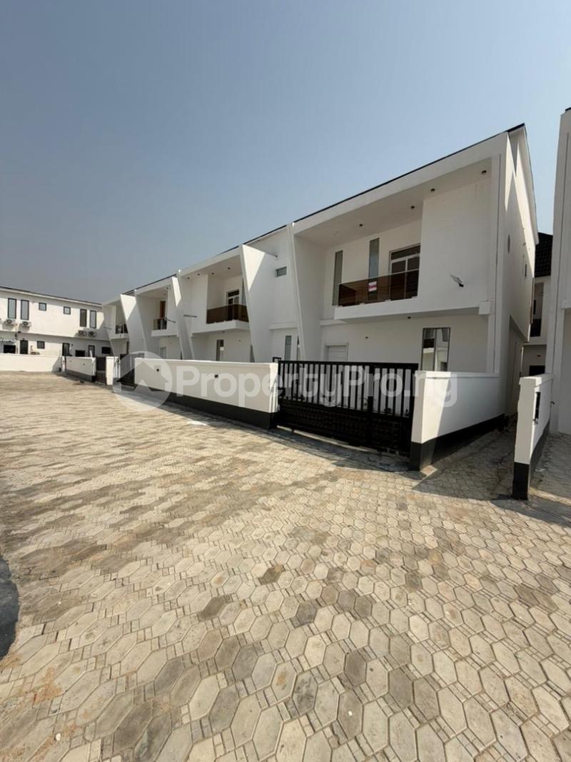 4 bedroom House for rent Ikota Lekki Lagos