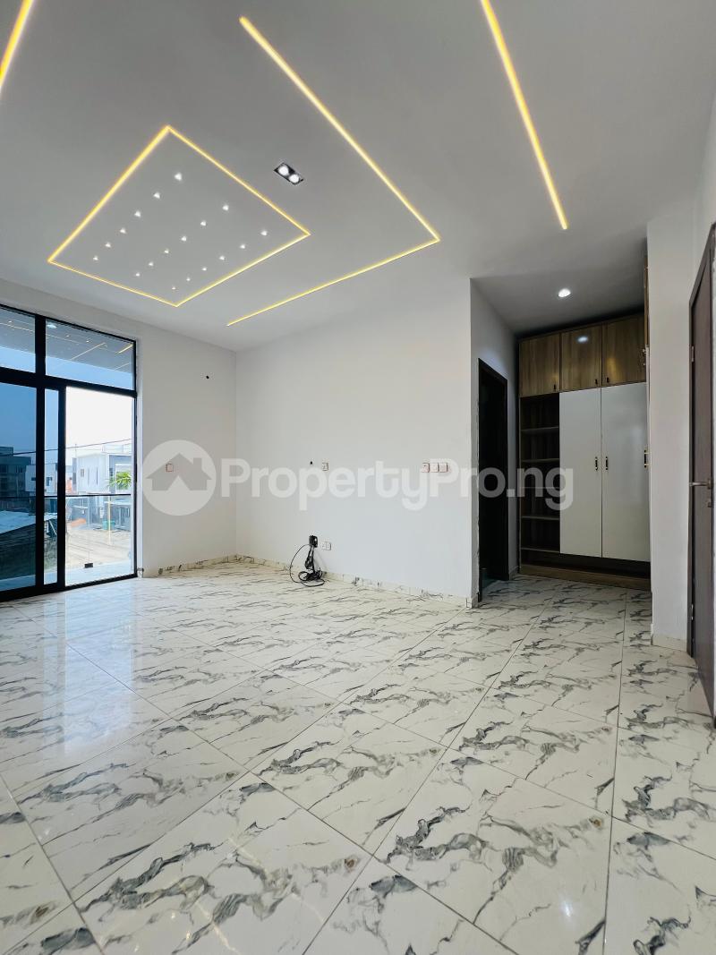 4 bedroom House for sale Ikota Lekki Lagos