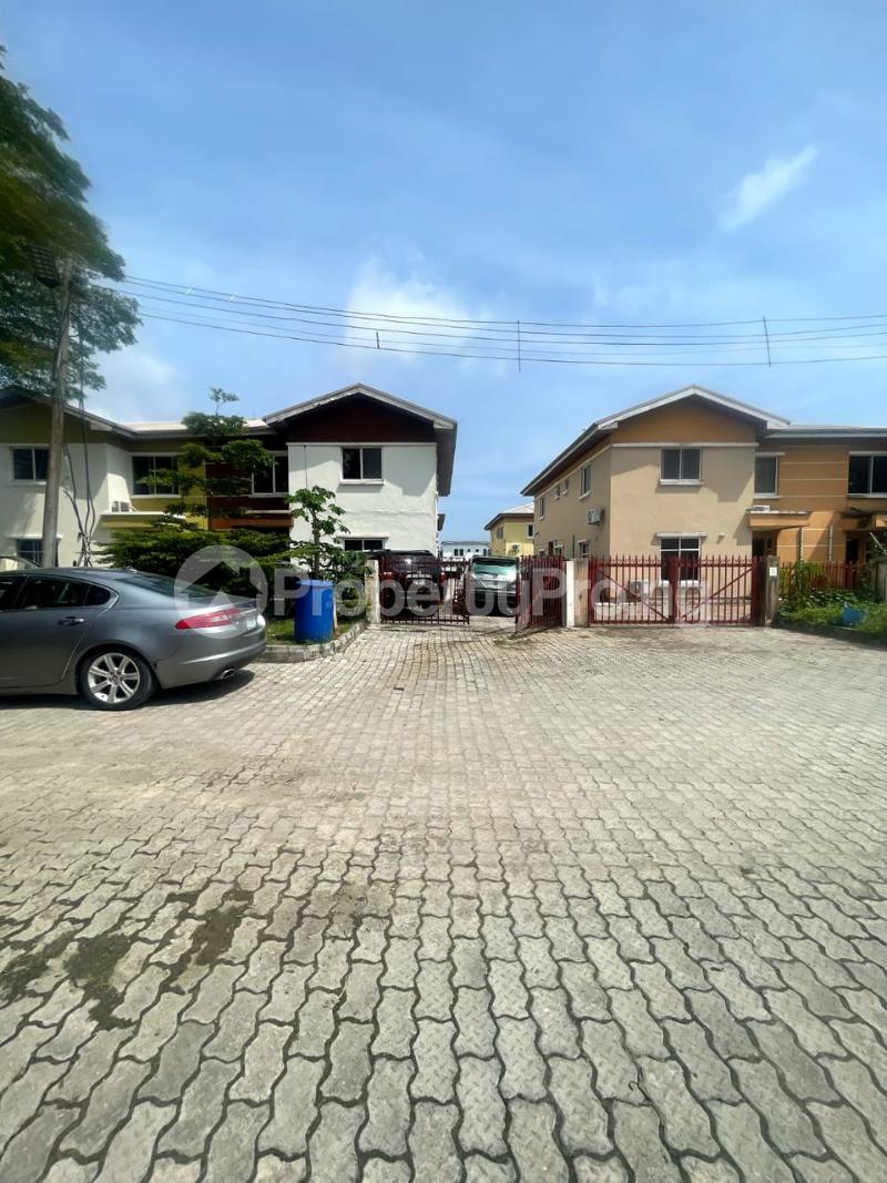4 bedroom House for sale Abijo Sangotedo Lagos