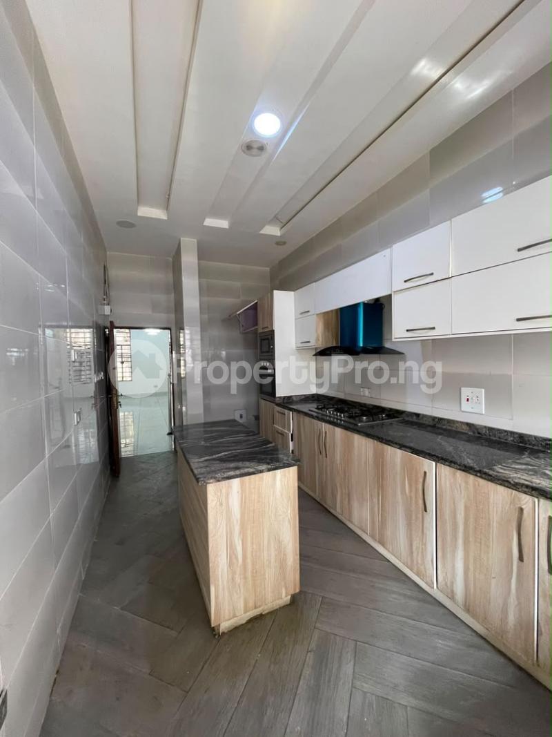 4 bedroom House for sale Chevron Lekki Lagos