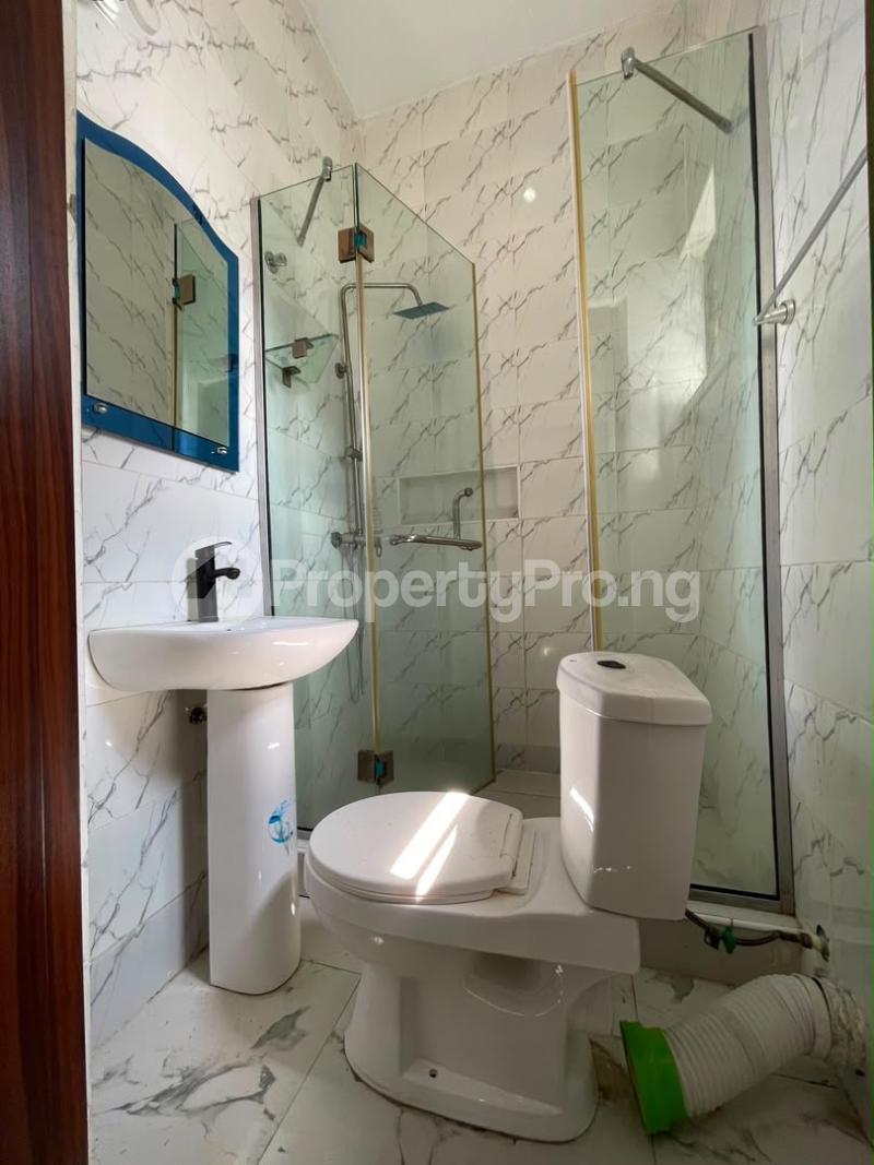 4 bedroom House for sale Chevron Lekki Lagos