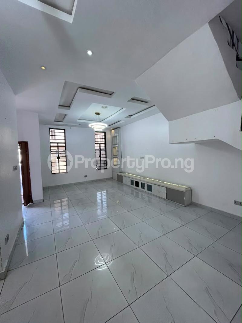 4 bedroom House for sale Chevron Lekki Lagos