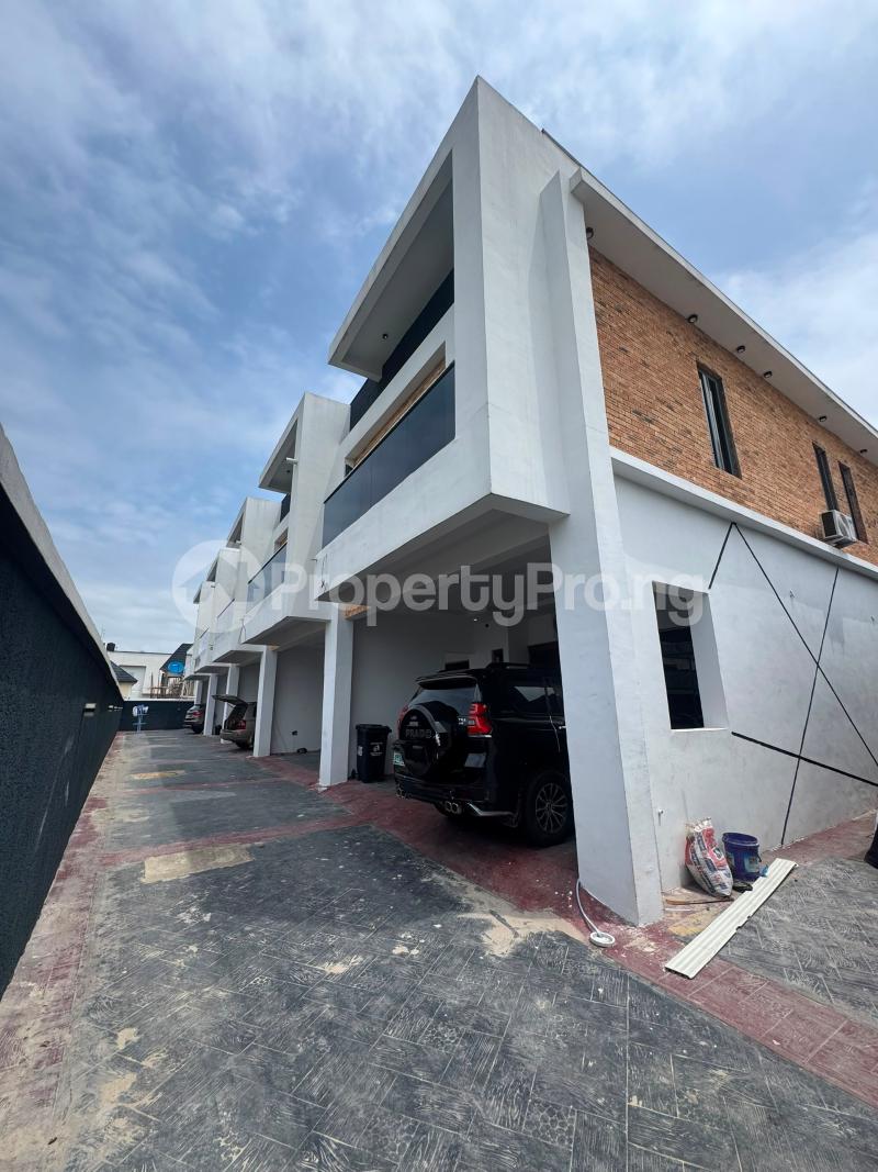 2 bedroom House for sale Ologolo Lekki Lagos