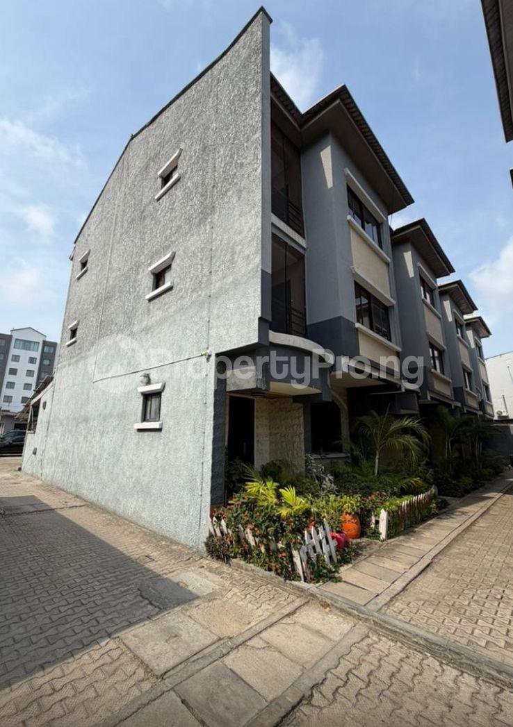 4 bedroom House for rent Victoria Island Lagos