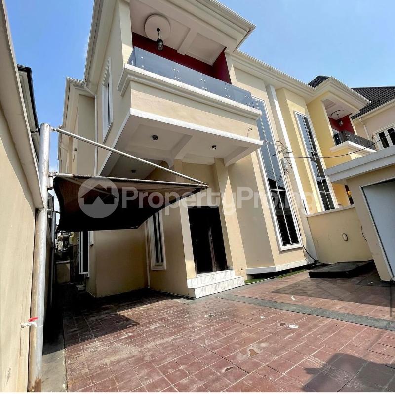 4 bedroom House for sale Kiki Estate chevron Lekki Lagos