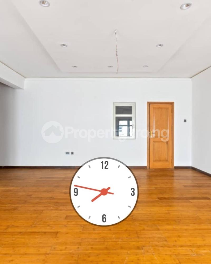 16 bedroom House for sale Victoria Island Lagos