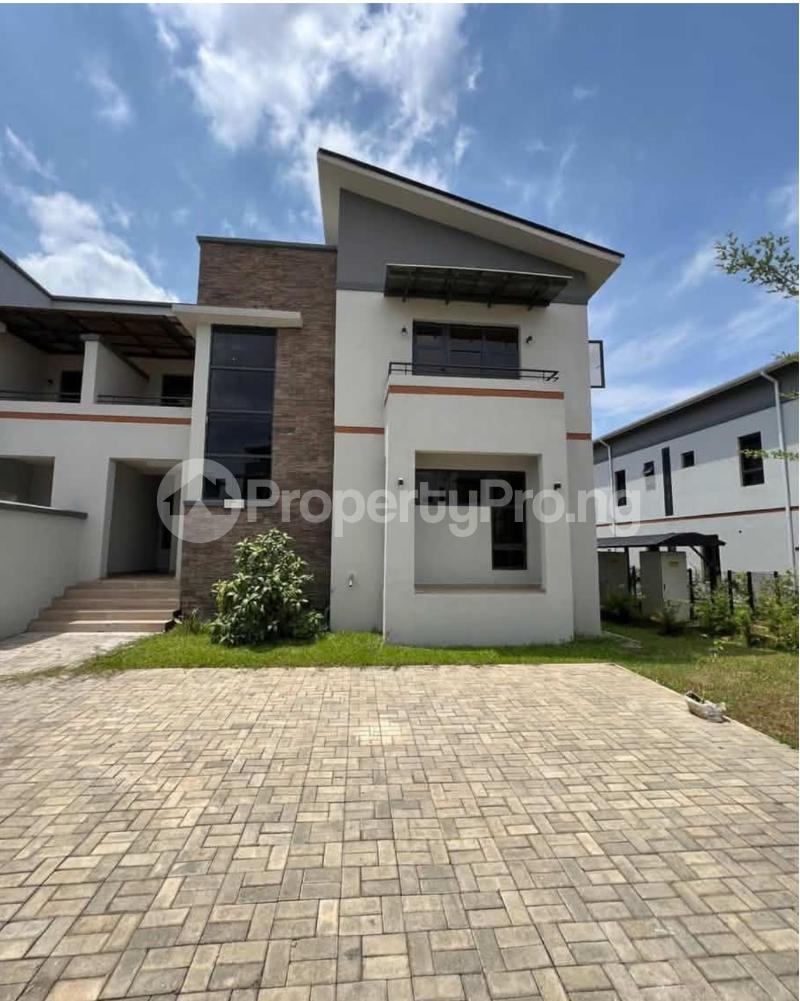 4 bedroom House for sale Life Camp Abuja
