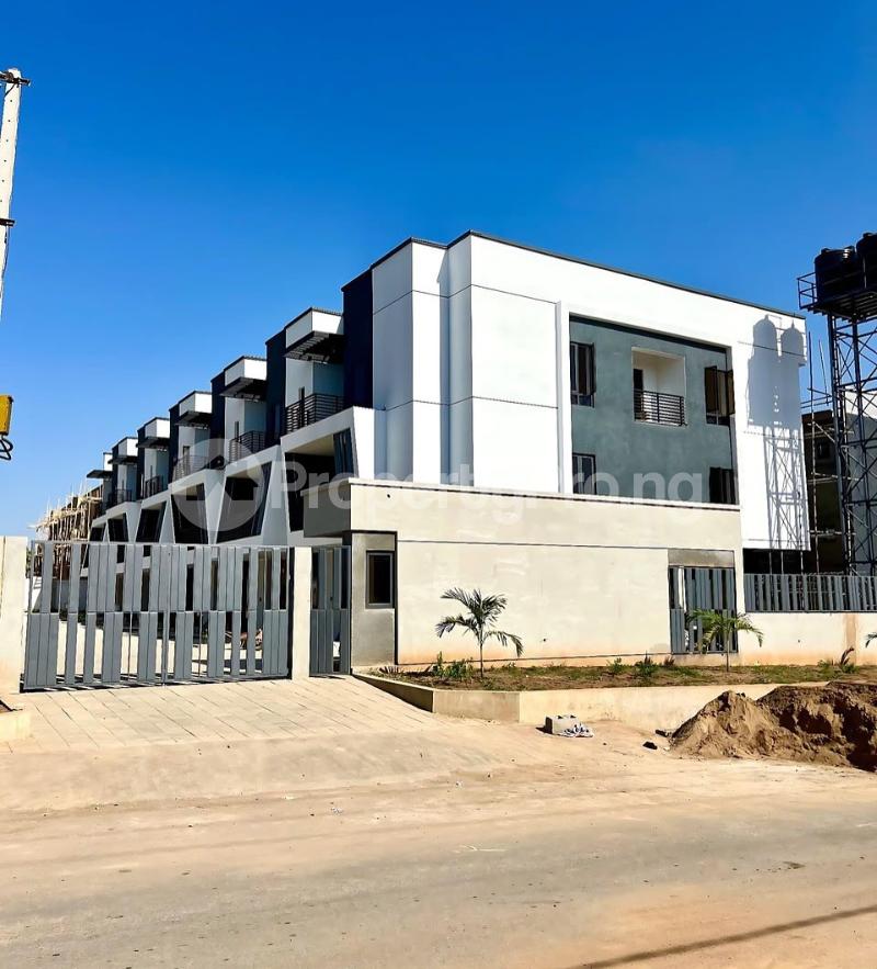 4 bedroom House for sale Life Camp Abuja