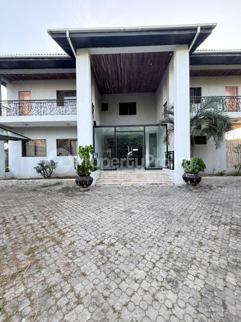 5 bedroom Commercial Property for rent Lekki Phase 1 Lekki Lagos