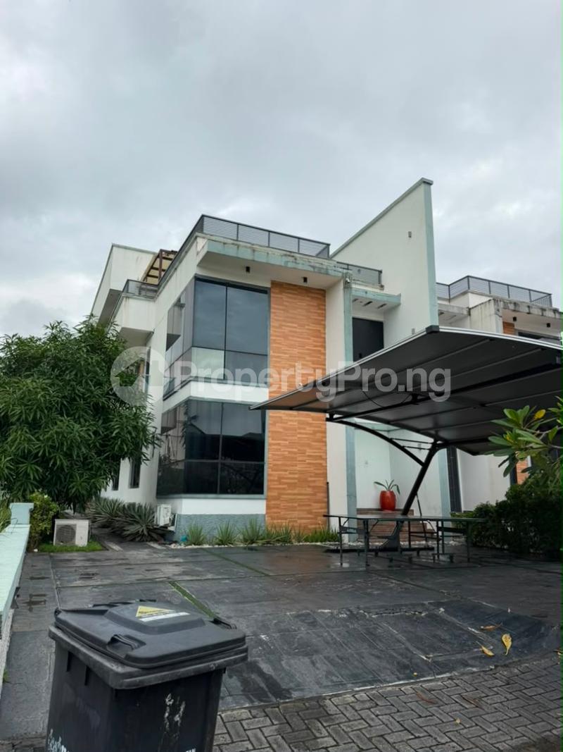 5 bedroom House for rent Ikate Lekki Lagos