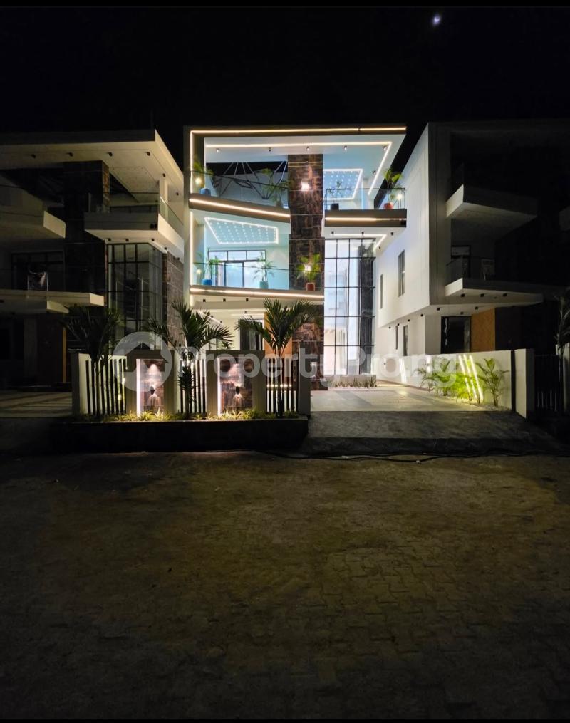 5 bedroom House for sale chevron Lekki Lagos