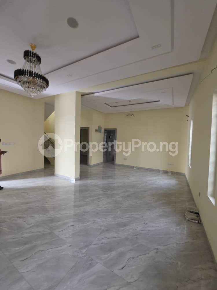 5 bedroom House for sale Omole phase 2 Ojodu Lagos
