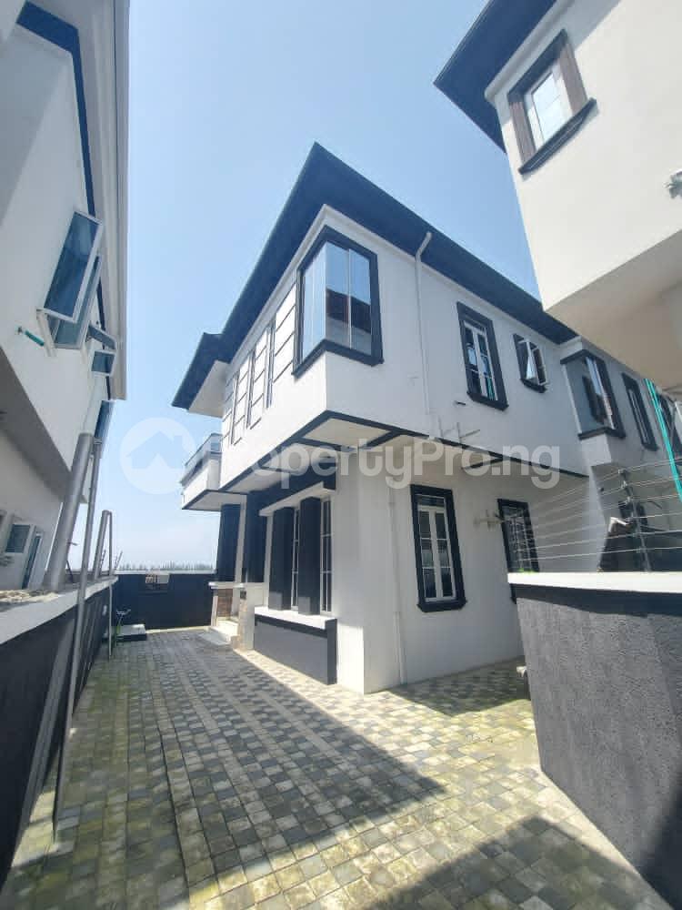 5 bedroom House for sale chevron Lekki Lagos