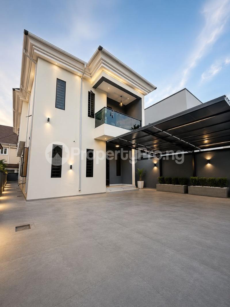 5 bedroom House for sale Omole phase 1 Ojodu Lagos
